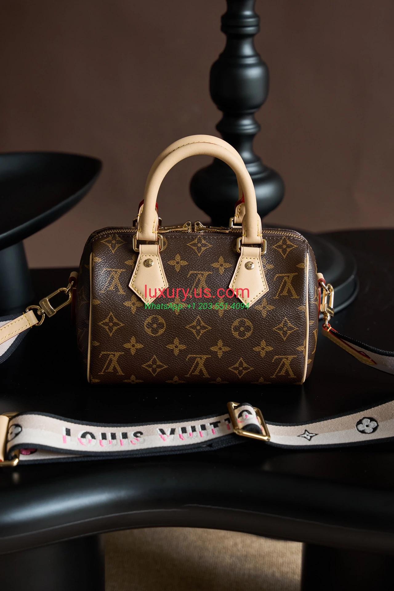 LOUISVUITTON Speedy M46222 20.5x13.5x12 cm - Replica Bag high-quality replicas, exquisite design, perfect details. LOUISVUITTON Speedy M46222 20.5x13.5x12 cm - Replica Bag high-quality replicas, exquisite design, perfect details.