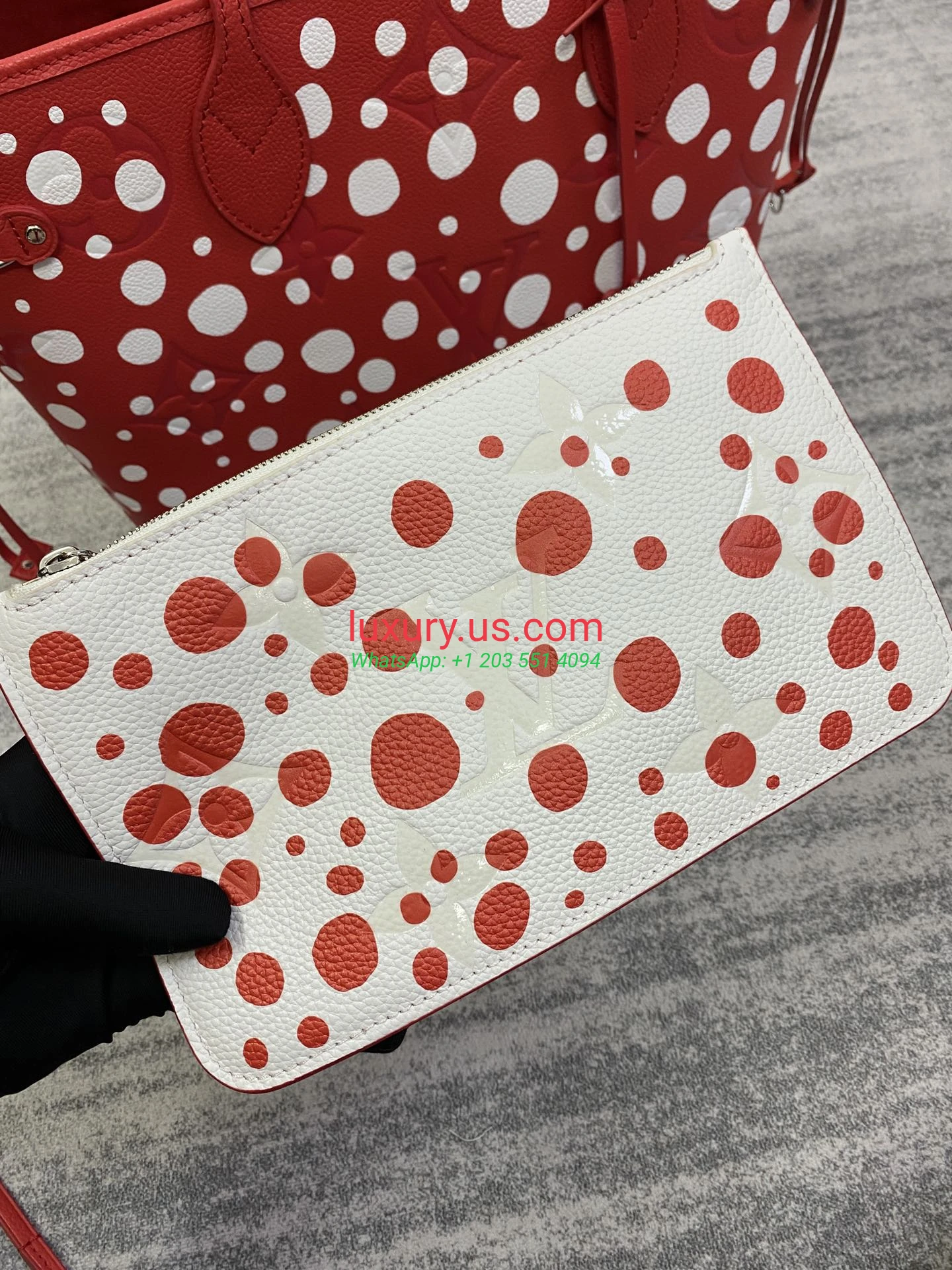 LOUISVUITTON Neverfull M46422 31x28x14 cm Red Polka Dots - Replica Bag high-quality replicas, exquisite design, perfect details. LOUISVUITTON Neverfull M46422 31x28x14 cm Red Polka Dots - Replica Bag high-quality replicas, exquisite design, perfect details.