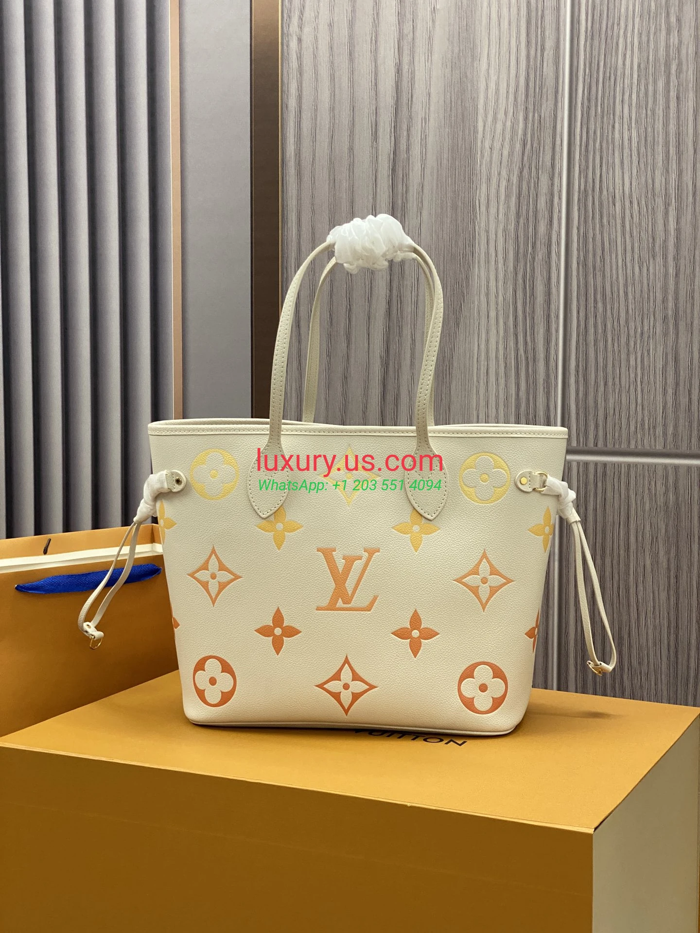 LOUISVUITTON Neverfull M46516 31x28x14 cm Off-White - Replica Bag high-quality replicas, exquisite design, perfect details. LOUISVUITTON Neverfull M46516 31x28x14 cm Off-White - Replica Bag high-quality replicas, exquisite design, perfect details.