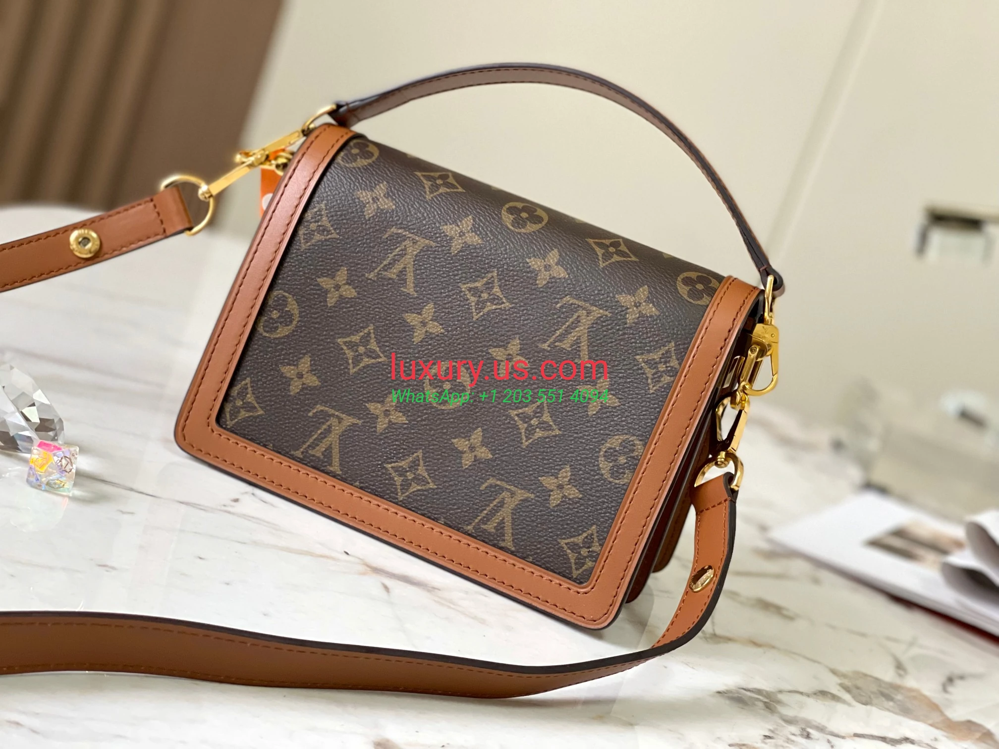 LOUISVUITTON Dauphine M46537 20x15x9 cm - Replica Bag high-quality replicas, exquisite design, perfect details. LOUISVUITTON Dauphine M46537 20x15x9 cm - Replica Bag high-quality replicas, exquisite design, perfect details.