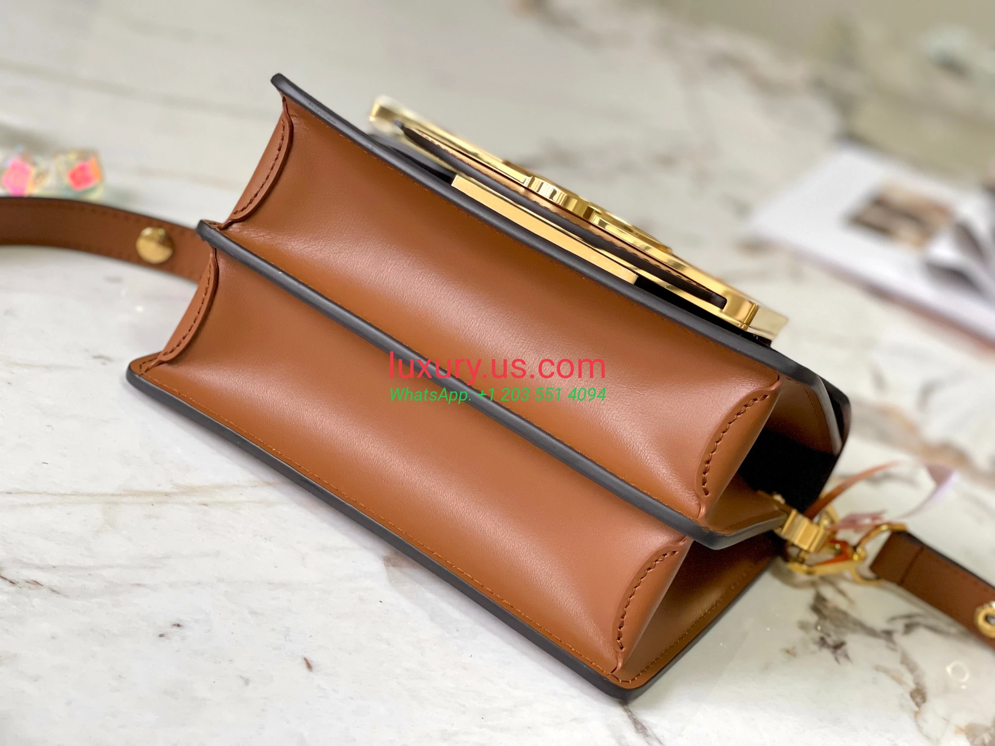 LOUISVUITTON Dauphine M46537 20x15x9 cm - Replica Bag high-quality replicas, exquisite design, perfect details. LOUISVUITTON Dauphine M46537 20x15x9 cm - Replica Bag high-quality replicas, exquisite design, perfect details.