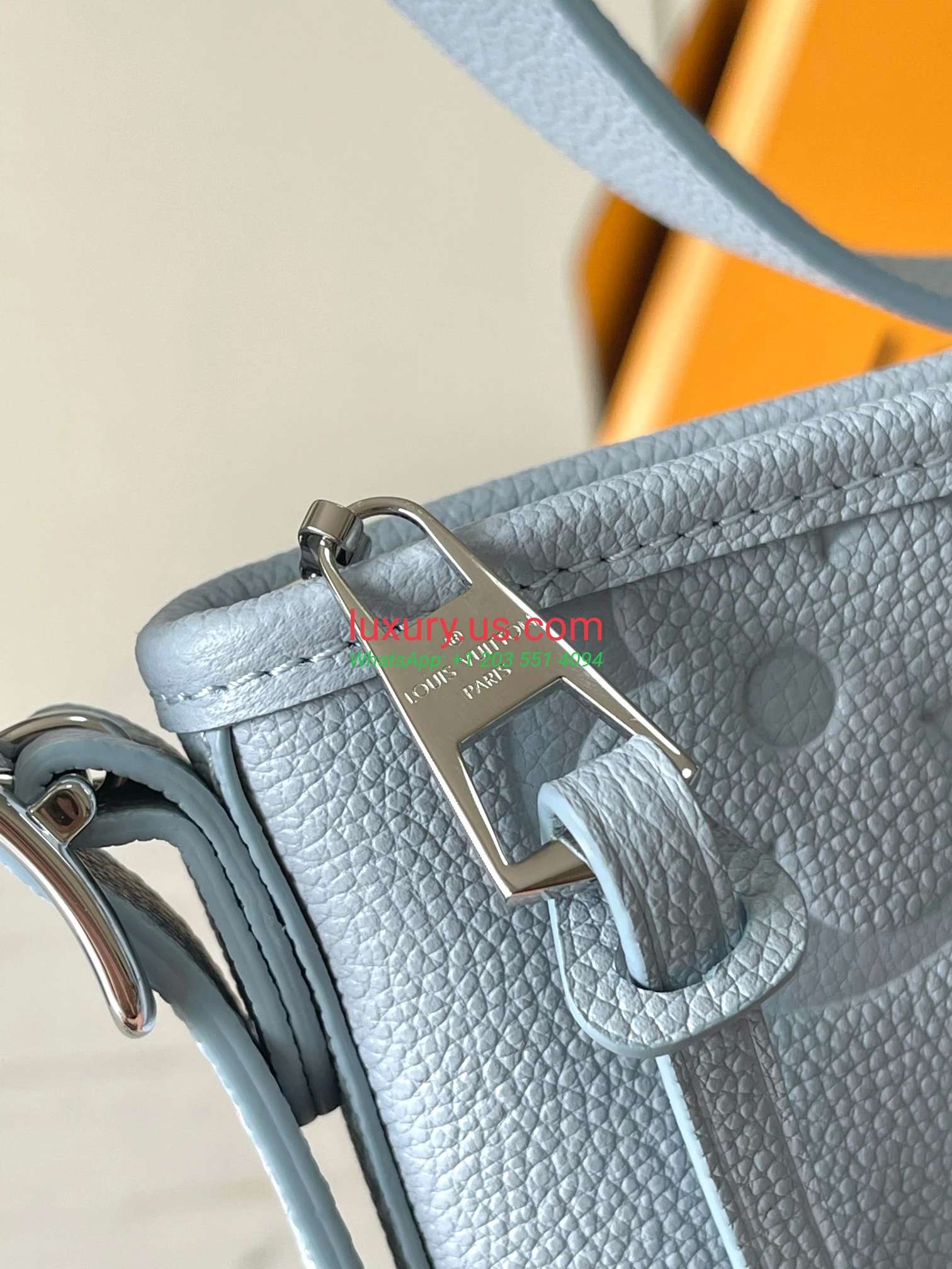 LOUISVUITTON CarryAll M46673 29x24x12 cm Blue - Replica Bag high-quality replicas, exquisite design, perfect details. LOUISVUITTON CarryAll M46673 29x24x12 cm Blue - Replica Bag high-quality replicas, exquisite design, perfect details.