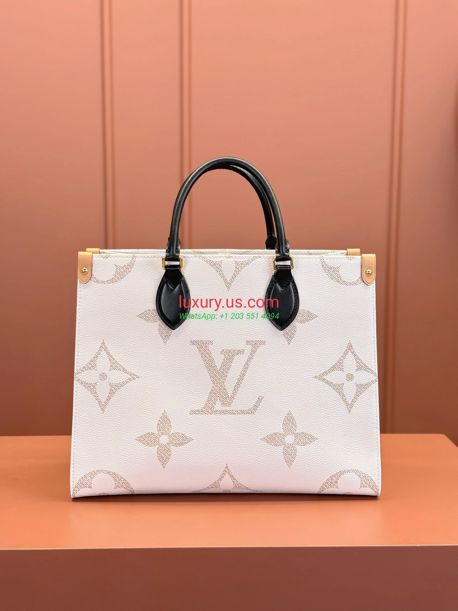 LOUISVUITTON OnTheGo M46912 35x27x14 cm - Replica Bag high-quality replicas, exquisite design, perfect details. LOUISVUITTON OnTheGo M46912 35x27x14 cm - Replica Bag high-quality replicas, exquisite design, perfect details.