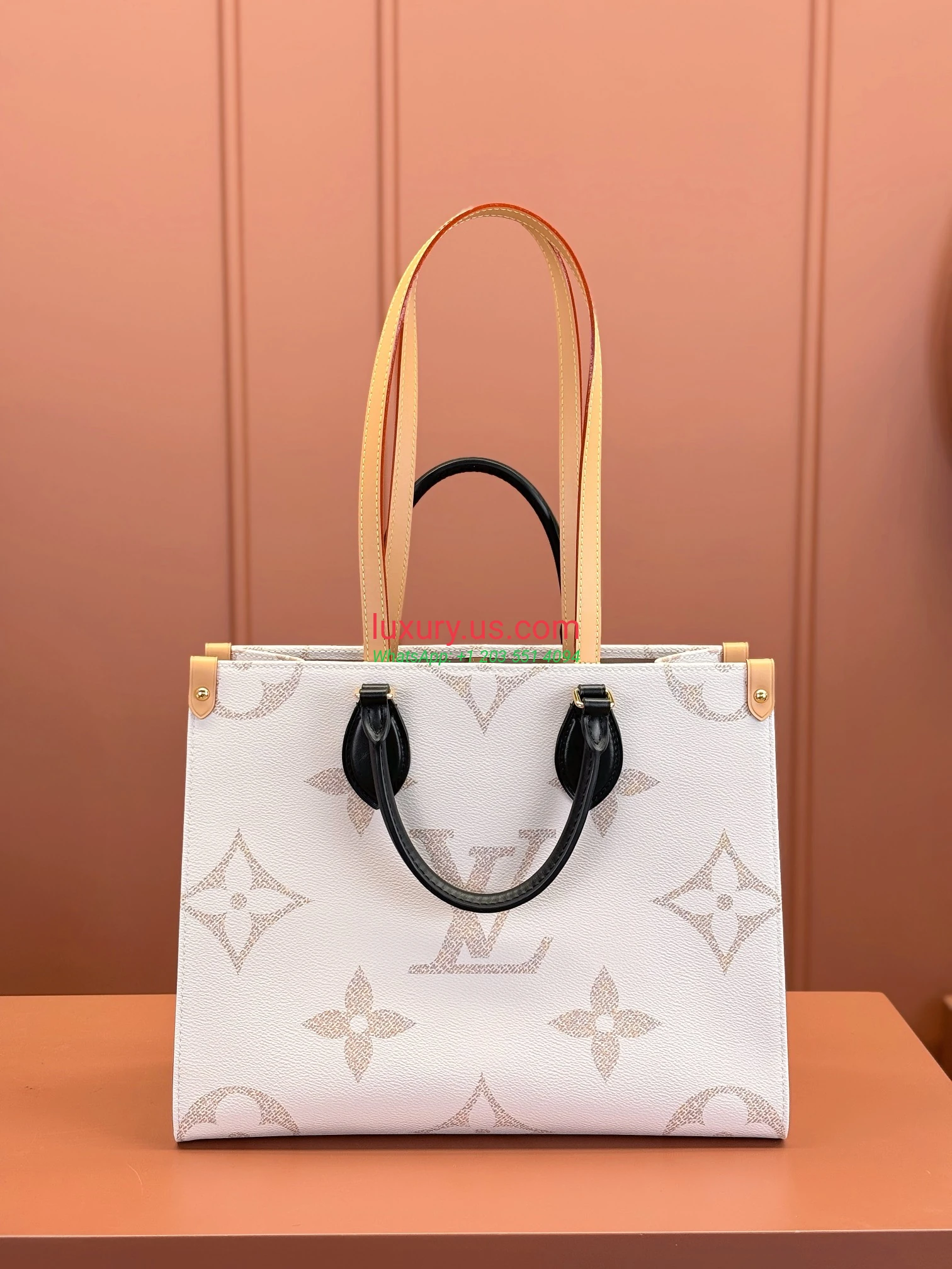 LOUISVUITTON OnTheGo M46912 35x27x14 cm - Replica Bag high-quality replicas, exquisite design, perfect details. LOUISVUITTON OnTheGo M46912 35x27x14 cm - Replica Bag high-quality replicas, exquisite design, perfect details.