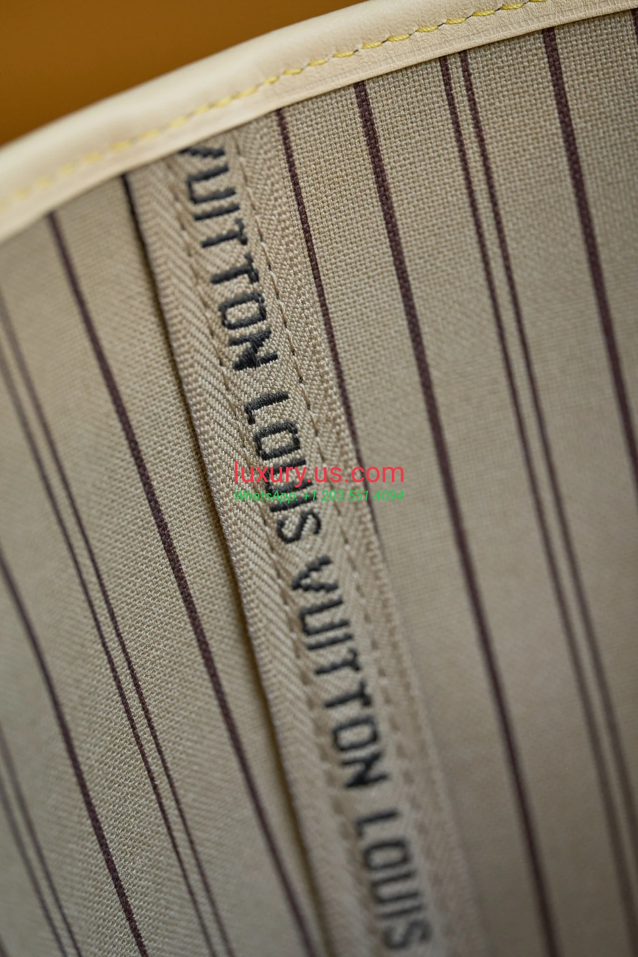 LOUISVUITTON Neverfull M46975 28x14x31 cm - Replica Bag high-quality replicas, exquisite design, perfect details. LOUISVUITTON Neverfull M46975 28x14x31 cm - Replica Bag high-quality replicas, exquisite design, perfect details.