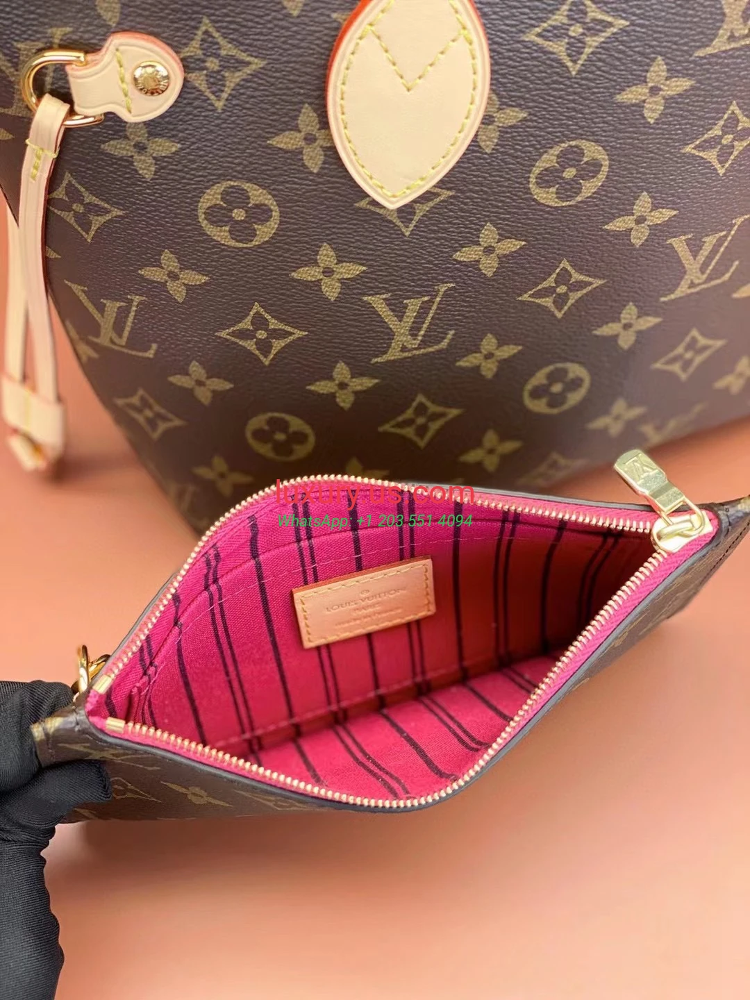 LOUISVUITTON Neverfull M46979 29x21x12 cm Pink - Replica Bag high-quality replicas, exquisite design, perfect details. LOUISVUITTON Neverfull M46979 29x21x12 cm Pink - Replica Bag high-quality replicas, exquisite design, perfect details.