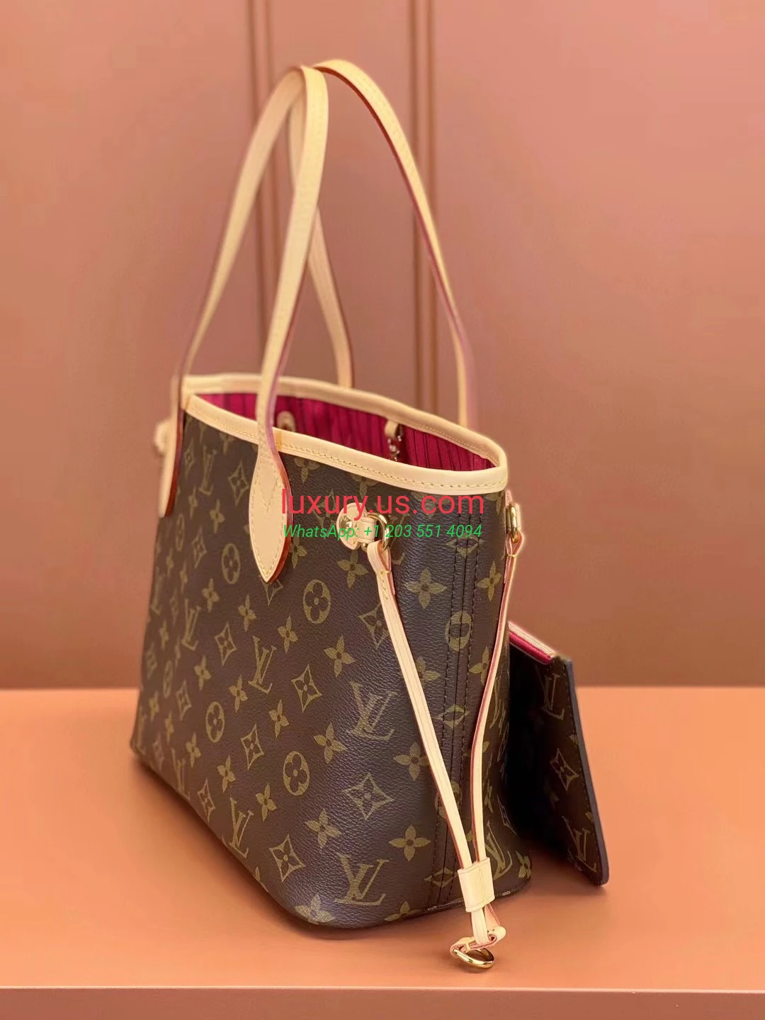 LOUISVUITTON Neverfull M46979 29x21x12 cm Pink - Replica Bag high-quality replicas, exquisite design, perfect details. LOUISVUITTON Neverfull M46979 29x21x12 cm Pink - Replica Bag high-quality replicas, exquisite design, perfect details.