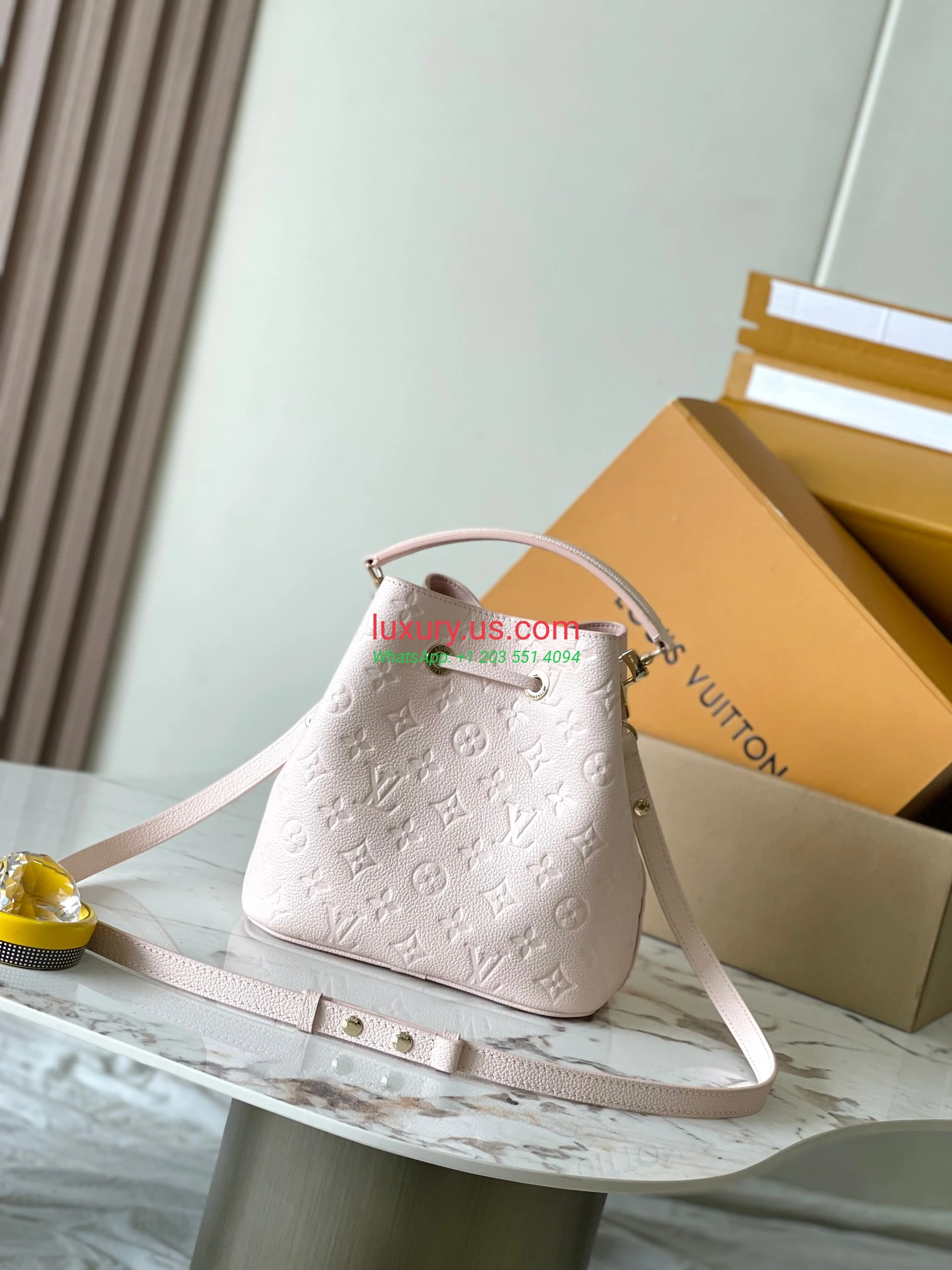 LOUISVUITTON Noé M47038 20x20x13 cm Pink - Replica Bag high-quality replicas, exquisite design, perfect details. LOUISVUITTON Noé M47038 20x20x13 cm Pink - Replica Bag high-quality replicas, exquisite design, perfect details.