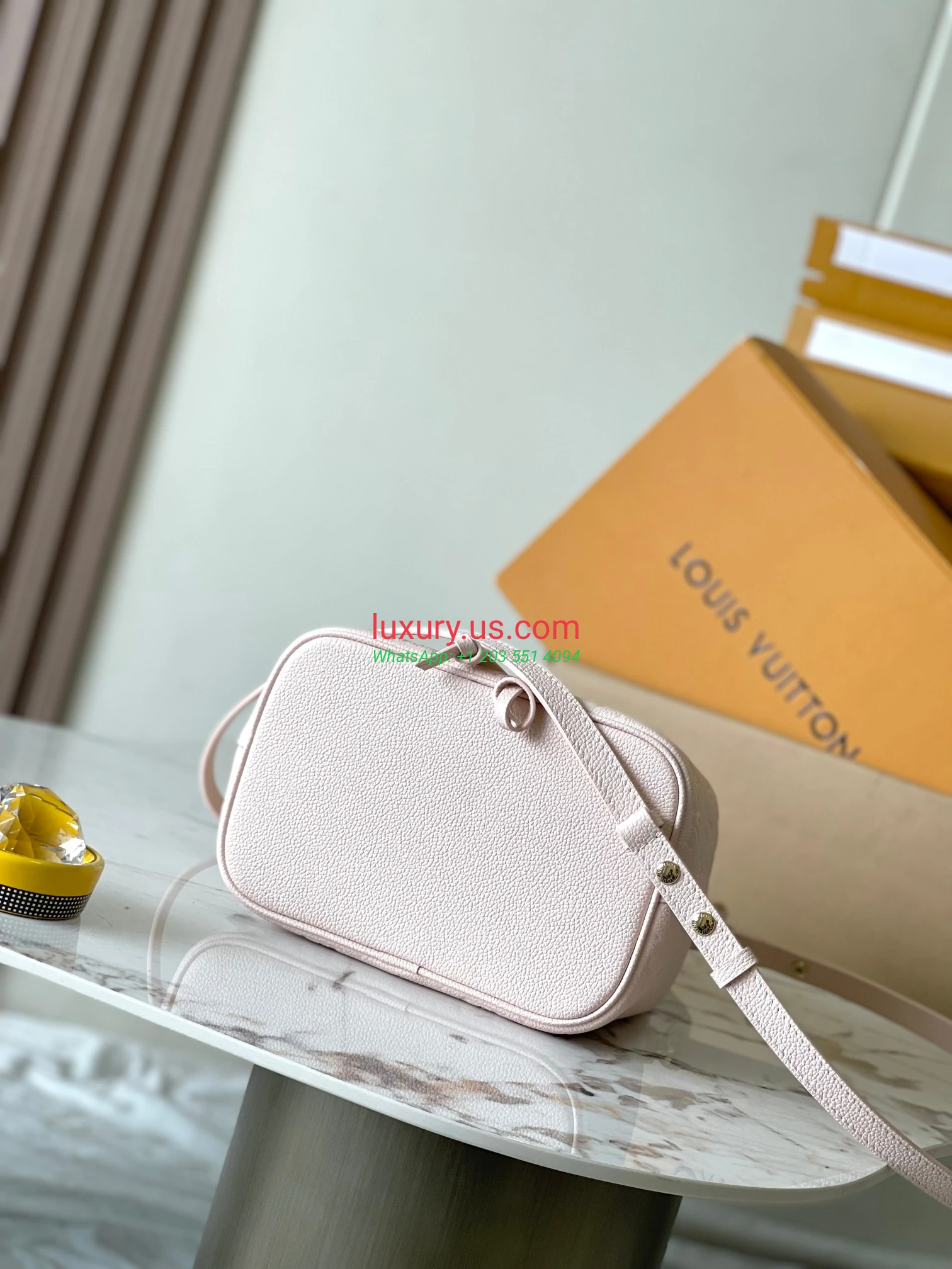 LOUISVUITTON Noé M47038 20x20x13 cm Pink - Replica Bag high-quality replicas, exquisite design, perfect details. LOUISVUITTON Noé M47038 20x20x13 cm Pink - Replica Bag high-quality replicas, exquisite design, perfect details.