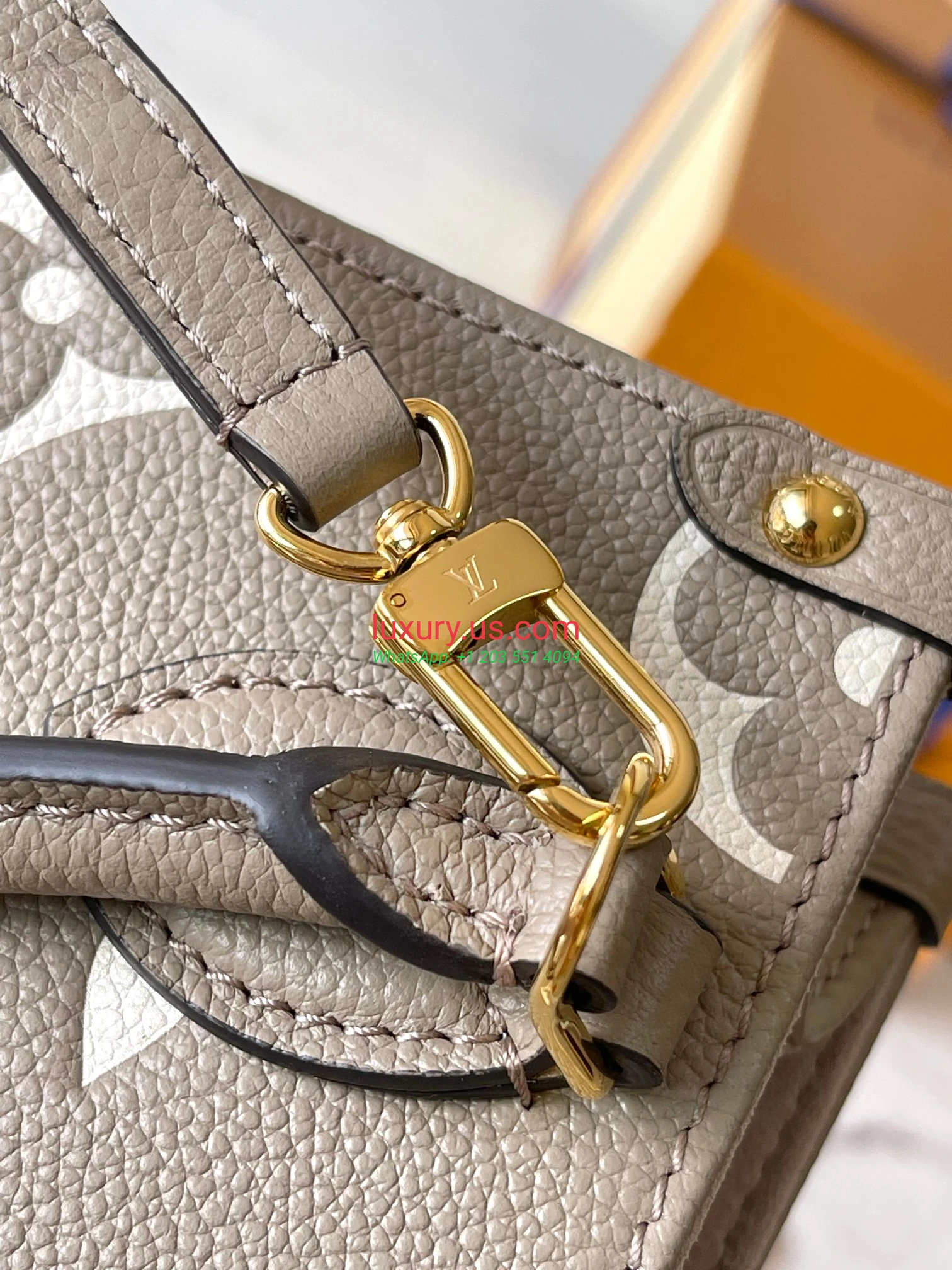 LOUISVUITTON OnTheGo M47054 Brown 18x15x8.5 cm - Replica Bag high-quality replicas, exquisite design, perfect details. LOUISVUITTON OnTheGo M47054 Brown 18x15x8.5 cm - Replica Bag high-quality replicas, exquisite design, perfect details.