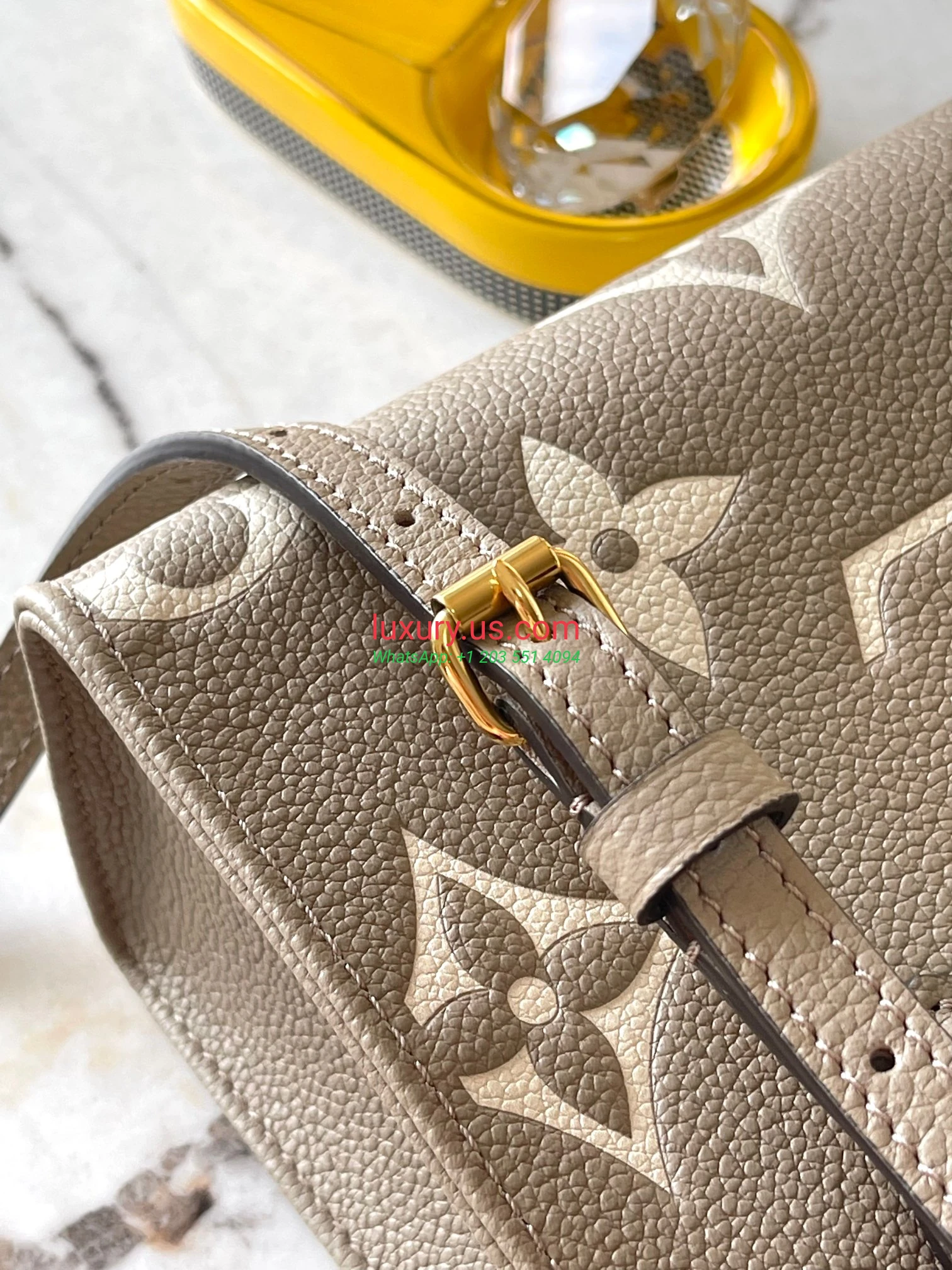 LOUISVUITTON OnTheGo M47054 Brown 18x15x8.5 cm - Replica Bag high-quality replicas, exquisite design, perfect details. LOUISVUITTON OnTheGo M47054 Brown 18x15x8.5 cm - Replica Bag high-quality replicas, exquisite design, perfect details.