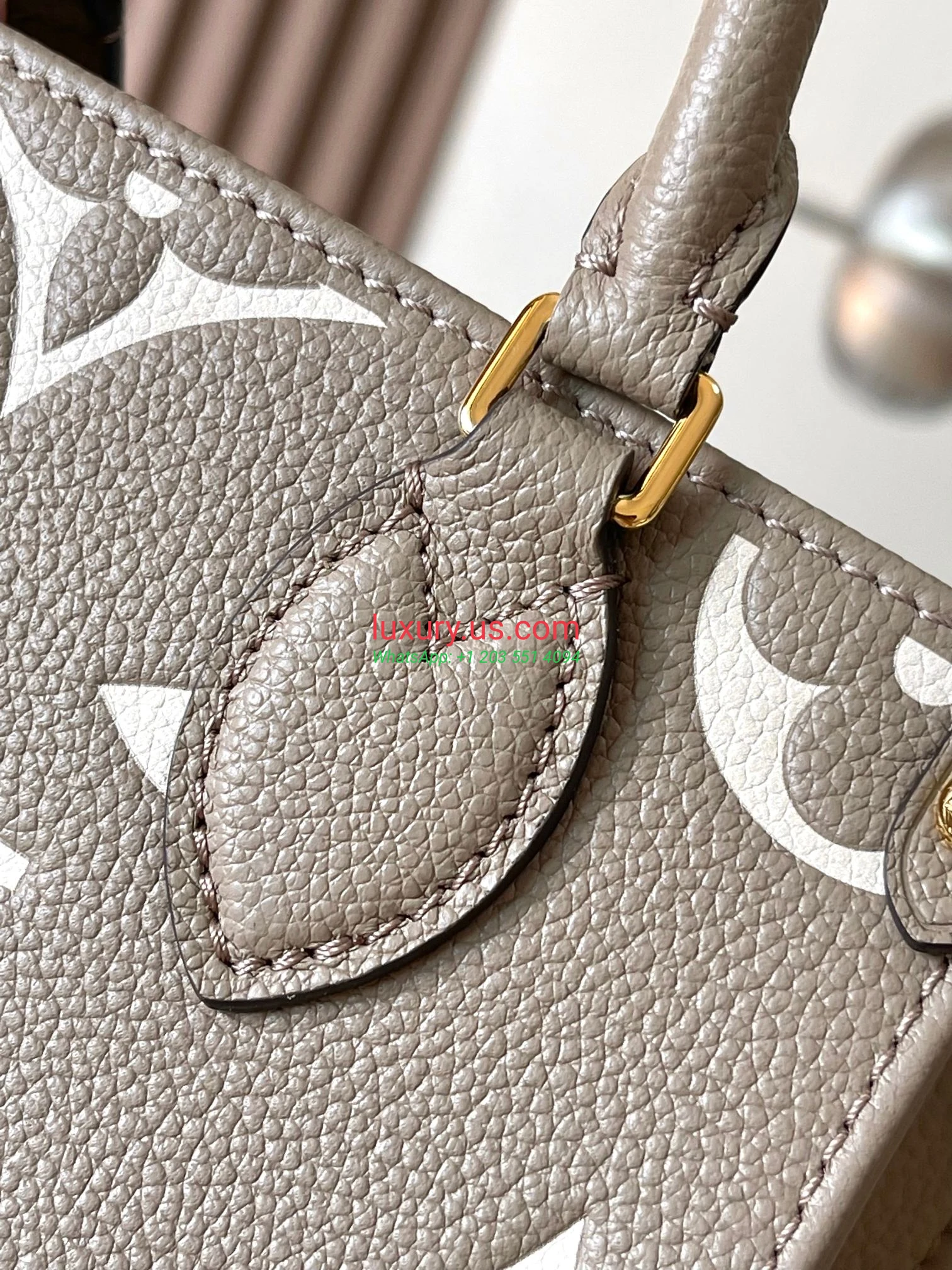LOUISVUITTON OnTheGo M47054 Brown 18x15x8.5 cm - Replica Bag high-quality replicas, exquisite design, perfect details. LOUISVUITTON OnTheGo M47054 Brown 18x15x8.5 cm - Replica Bag high-quality replicas, exquisite design, perfect details.