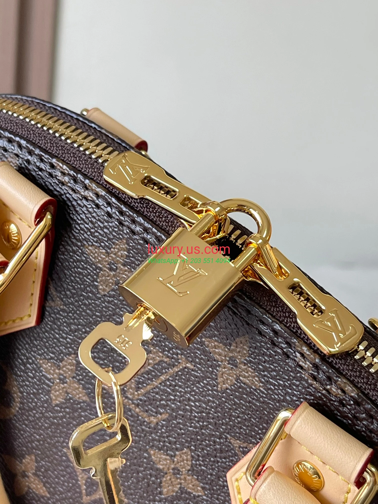 Louis Vuitton Alma M53152 23.5x17.5x11.5 cm - Replica Bag high-quality replicas, exquisite design, perfect details. Louis Vuitton Alma M53152 23.5x17.5x11.5 cm - Replica Bag high-quality replicas, exquisite design, perfect details.