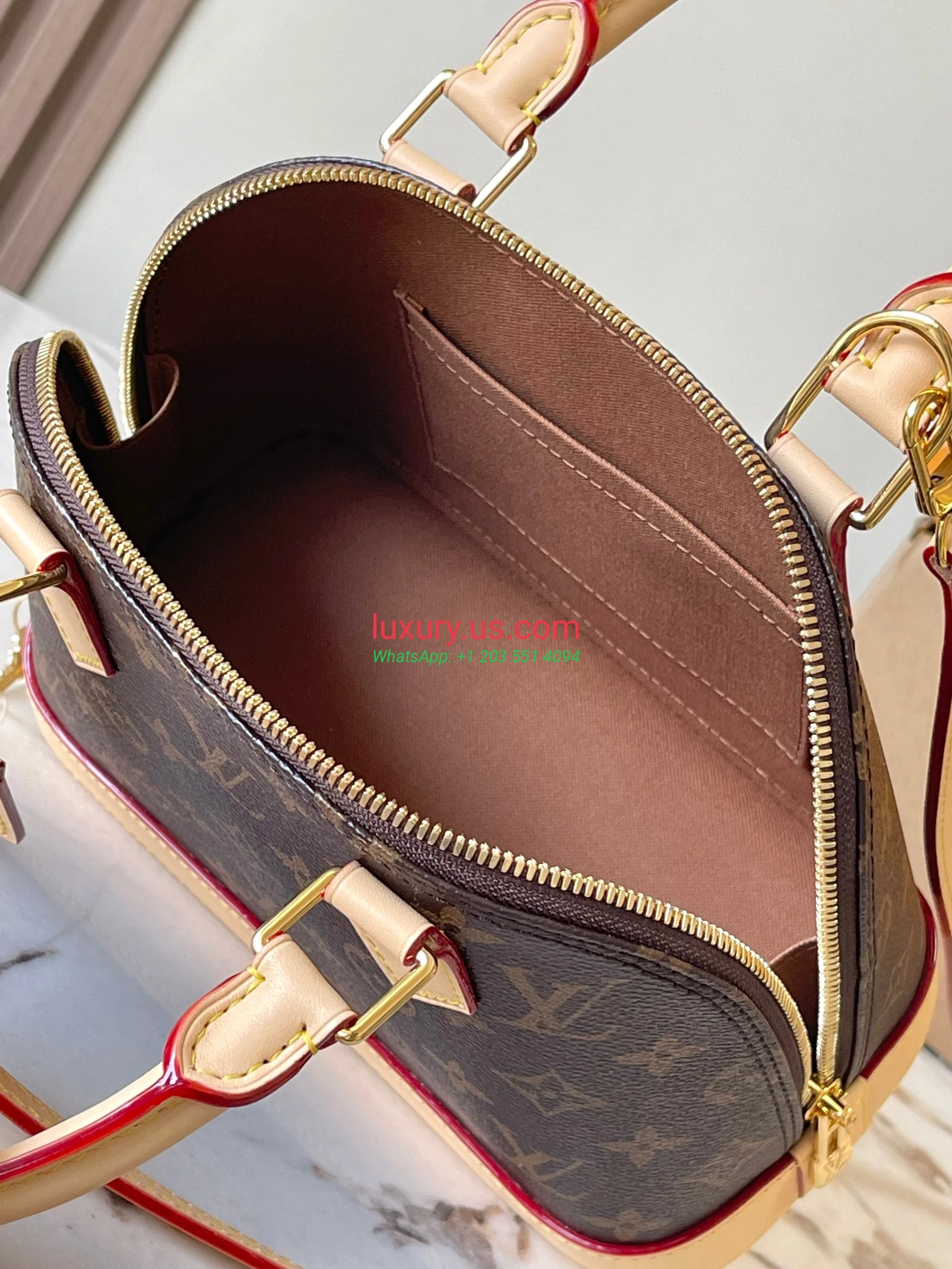 Louis Vuitton Alma M53152 23.5x17.5x11.5 cm - Replica Bag high-quality replicas, exquisite design, perfect details. Louis Vuitton Alma M53152 23.5x17.5x11.5 cm - Replica Bag high-quality replicas, exquisite design, perfect details.