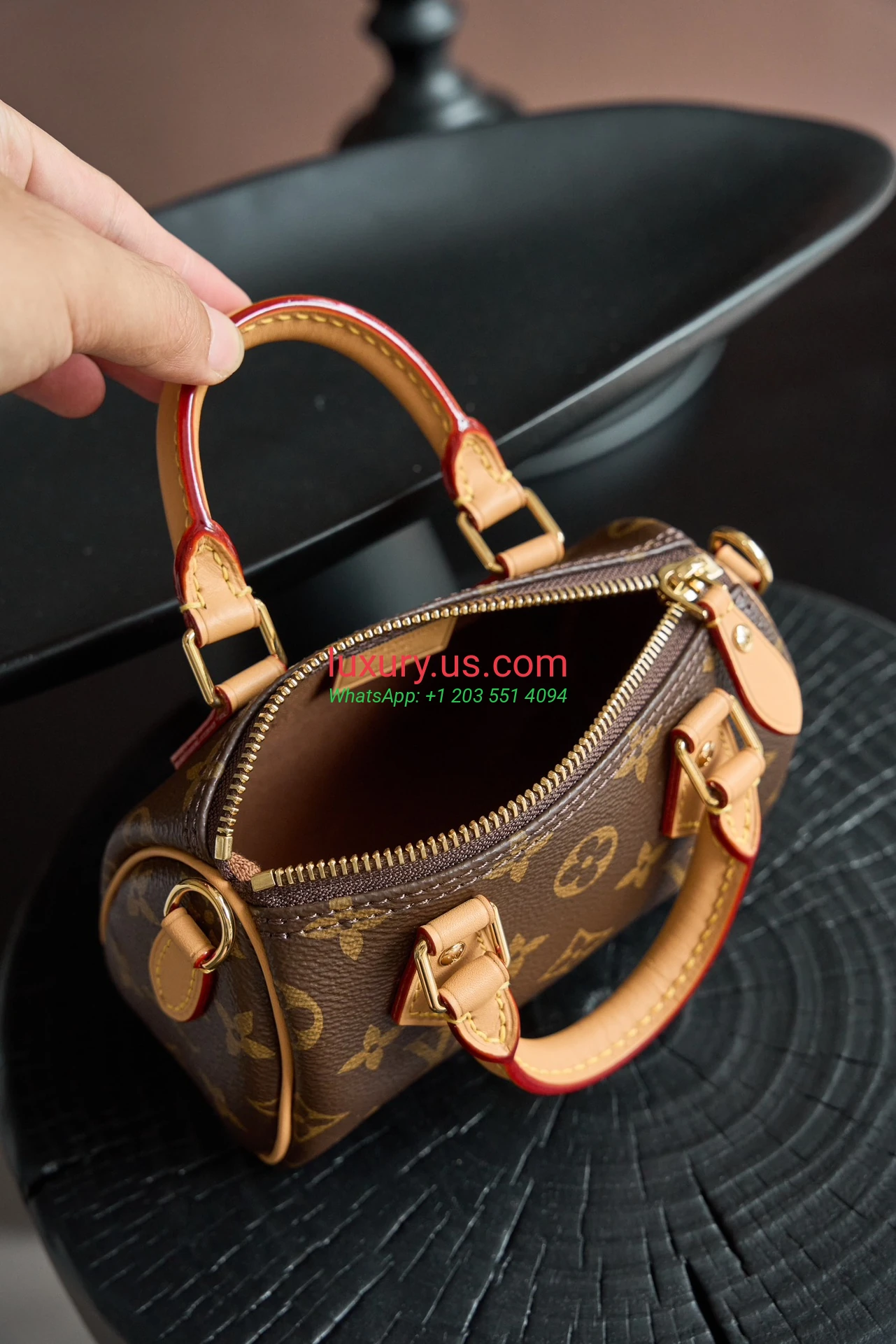 LOUISVUITTON Speedy M81085 16x10x7.5 cm - Replica Bag high-quality replicas, exquisite design, perfect details. LOUISVUITTON Speedy M81085 16x10x7.5 cm - Replica Bag high-quality replicas, exquisite design, perfect details.