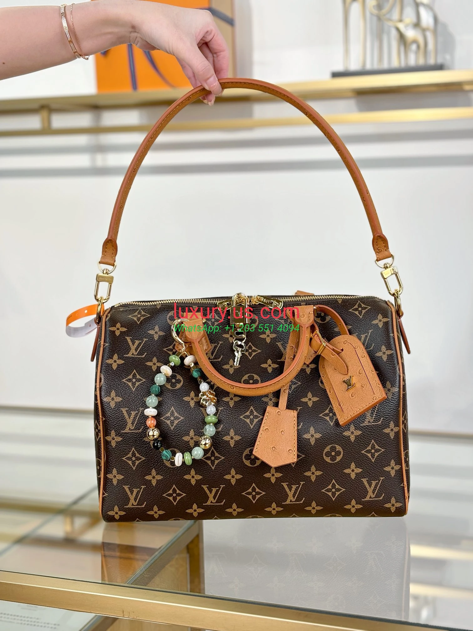 LOUISVUITTON Speedy N87212 30x21x17 cm - Replica Bag high-quality replicas, exquisite design, perfect details. LOUISVUITTON Speedy N87212 30x21x17 cm - Replica Bag high-quality replicas, exquisite design, perfect details.